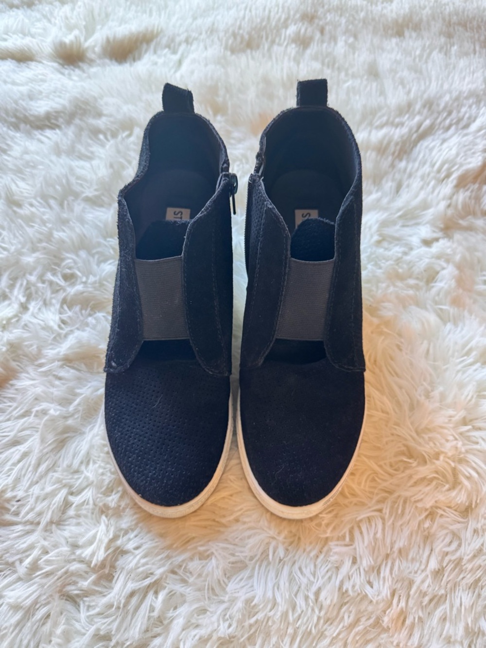 Steve Madden Classic Black Slip-On Women's Sneakers